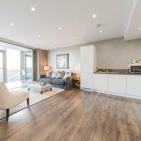 Kew Eye Apartments Brentford London Buitenkant foto