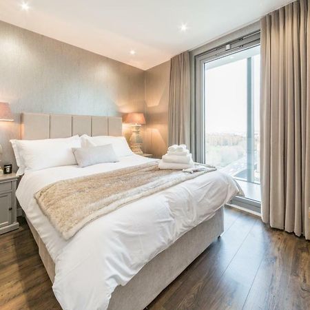 Kew Eye Apartments Brentford London Buitenkant foto