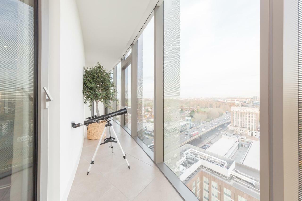 Kew Eye Apartments Brentford London Buitenkant foto
