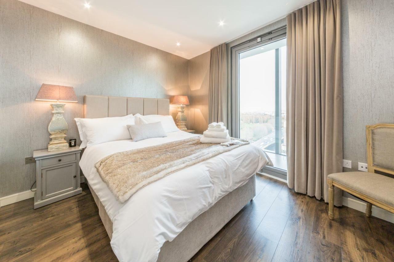 Kew Eye Apartments Brentford London Buitenkant foto