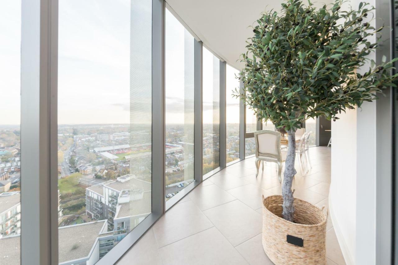 Kew Eye Apartments Brentford London Buitenkant foto